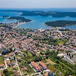 Villa Cozy Pietra With Private Pool And Whirpool Šišan
