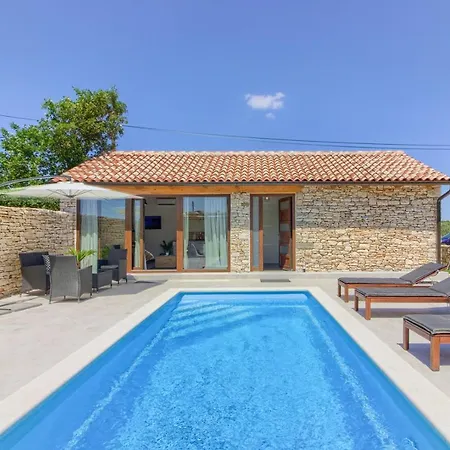 Villa Cozy Pietra With Private Pool And Whirpool *