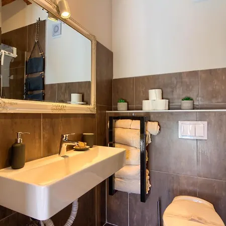 Cozy Pietra With Private Pool And Whirpool Šišan