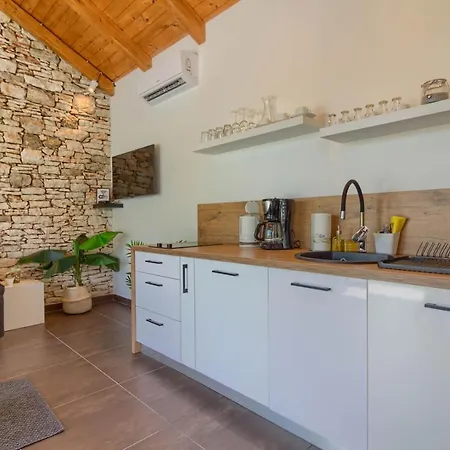 Villa Cozy Pietra With Private Pool And Whirpool *
