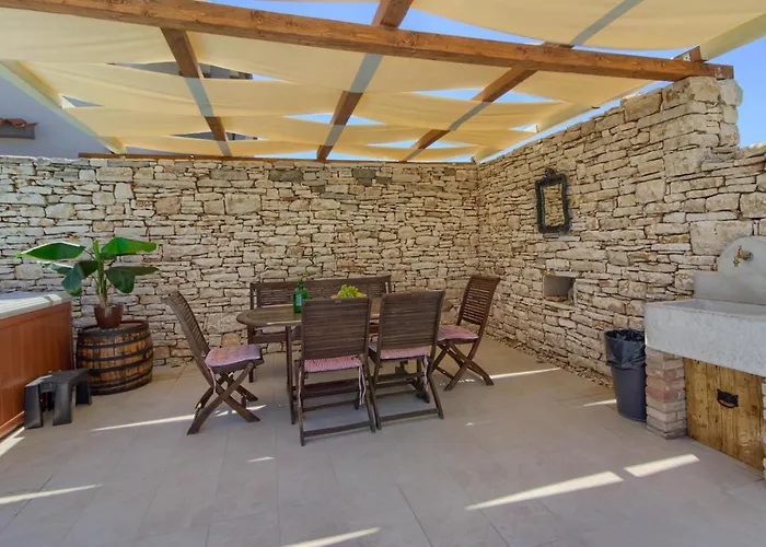 Cozy Pietra With Private Pool And Whirpool *