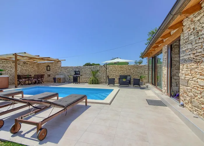 Villa Cozy Pietra With Private Pool And Whirpool *